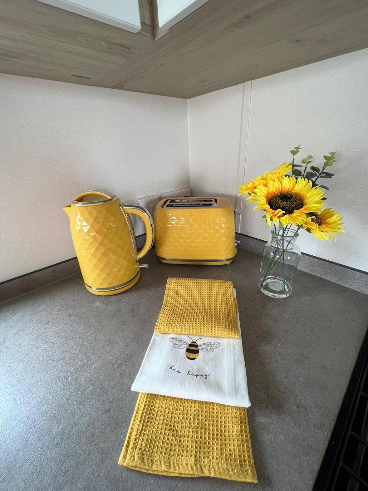 Luxurious Three Bedroom Caravan Jaywick Sands Zewnętrze zdjęcie