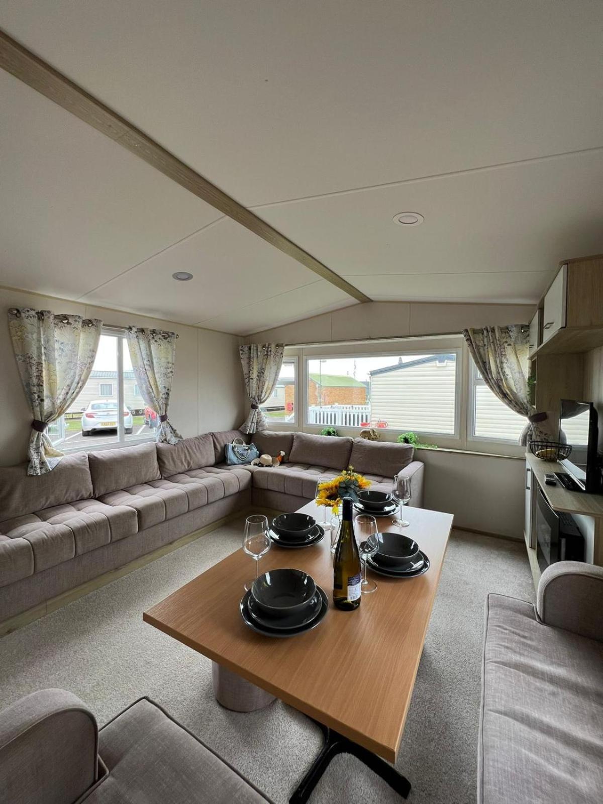 Luxurious Three Bedroom Caravan Jaywick Sands Zewnętrze zdjęcie